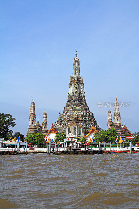 Wat Arun横跨湄南河